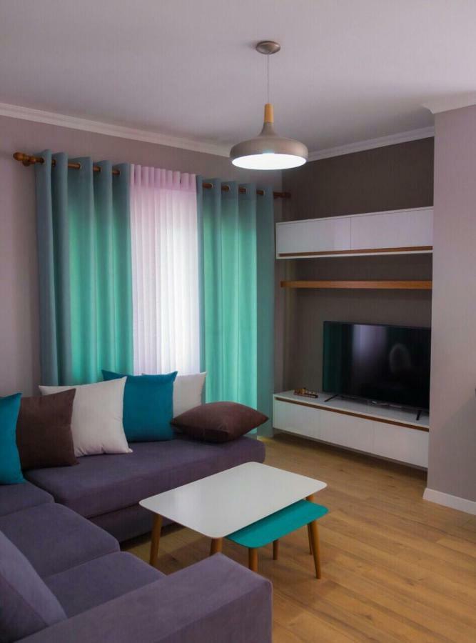 Modern Furnished Apartment With View Τίρανα Εξωτερικό φωτογραφία